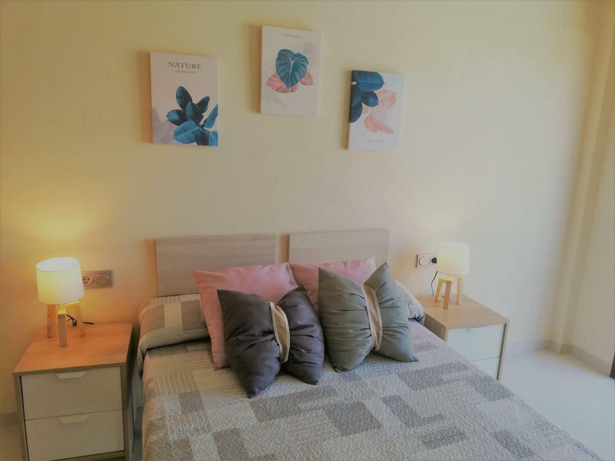 Appartamento Residencial Delta Garden'S Sant Jaume d'Enveja Esterno foto